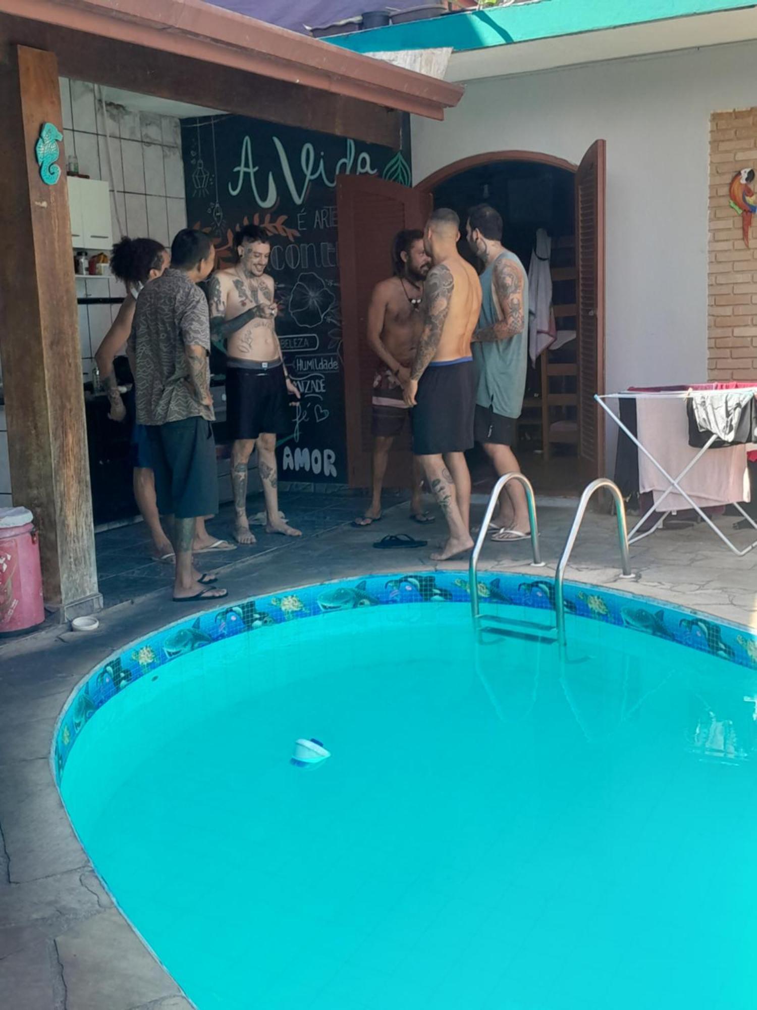 Casa 51 Hostel Ubatuba Buitenkant foto